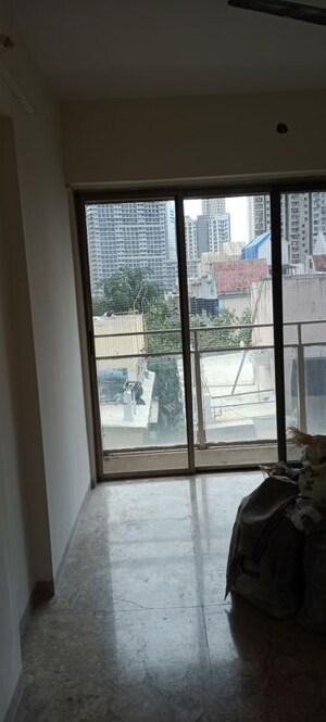 Room in 1 BHK Apartment at Neumec Elegance, Lower Parel – for Rent
