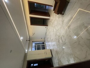3 BHK Builder Floor For Rent in Sector 9a