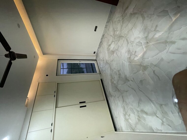 Room, sector 9a 3 Bedroom 204 Sq.Yd. Builder Floor In Sector 9a Gurgaon 10643835