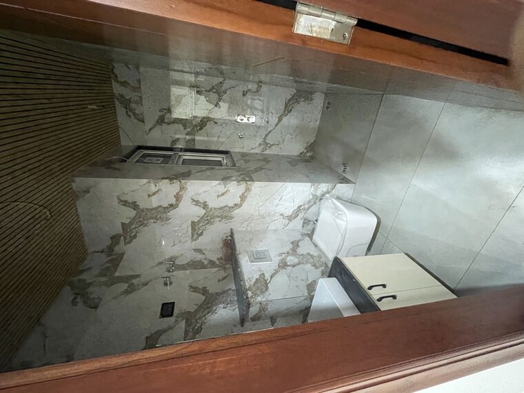 Bathroom, sector 9a 3 Bedroom 204 Sq.Yd. Builder Floor In Sector 9a Gurgaon 10643835