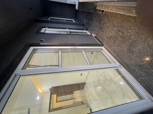 Balcony in 3 BHK Builder Floor at Sector 9a – for Rent