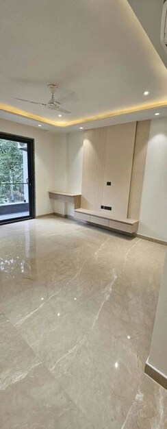 4 BHK Builder Floor For Rent in DLF Royale Residences