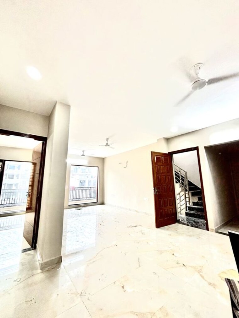 Room, palam vihar 3 Bedroom 270 Sq.Yd. Builder Floor In Palam Vihar Gurgaon 10643854