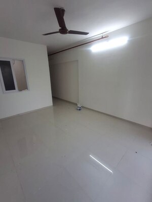 Room in 1.5 BHK Apartment at Alliance Fortuna Blue, Lower Parel – for Rent