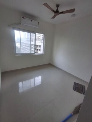 Room in 1.5 BHK Apartment at Alliance Fortuna Blue, Lower Parel – for Rent