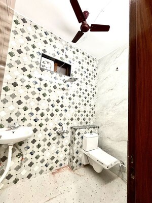 Bathroom in 3 BHK Builder Floor at Palam Vihar – for Sale