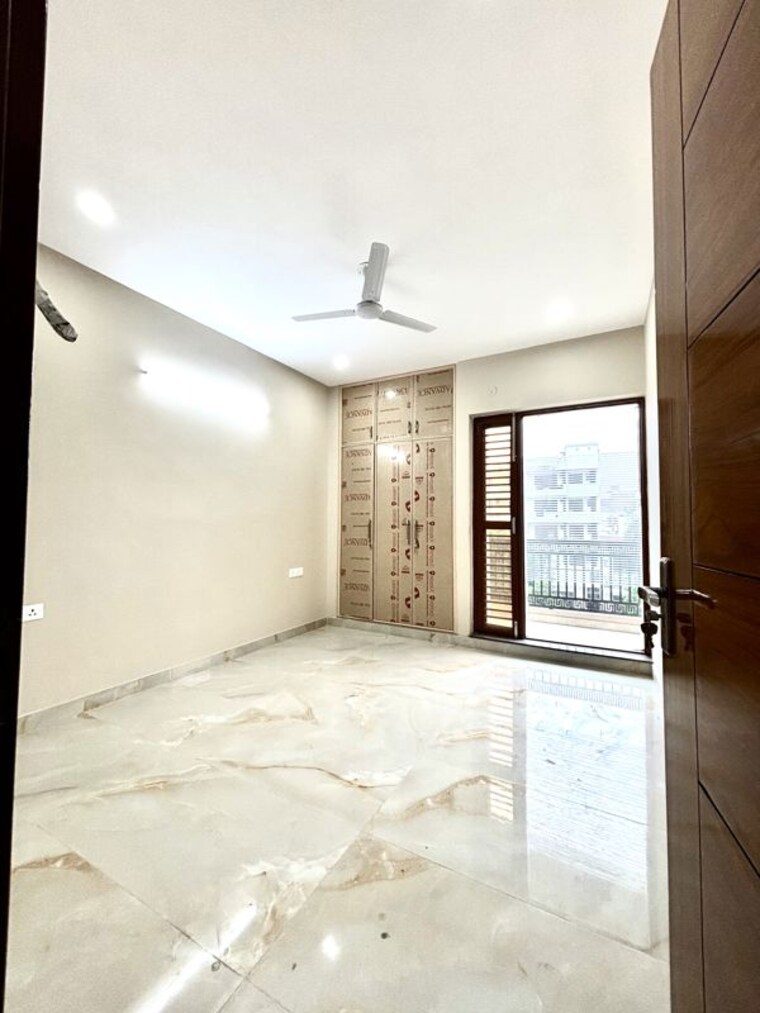 Room, palam vihar 3 Bedroom 240 Sq.Yd. Builder Floor In Palam Vihar Gurgaon 10643869