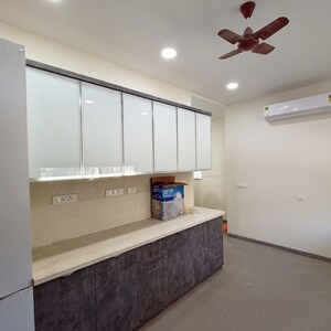 Room in 5 BHK Villa at Kokapet – for Rent