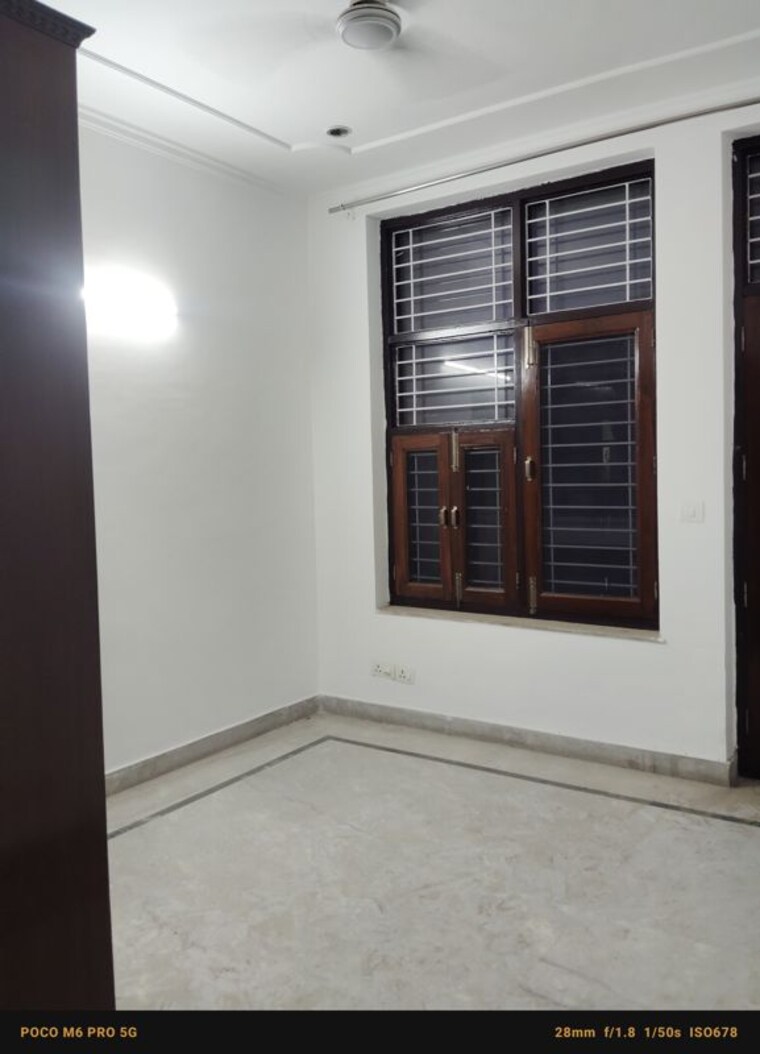 Room, sector 45 2 Bedroom 180 Sq.Ft. Builder Floor In Sector 45 Gurgaon 10643910