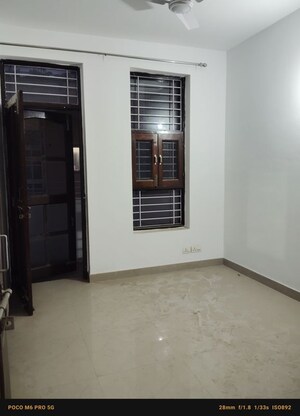 2 BHK Builder Floor For Rent in Sector 45