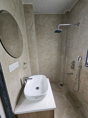 Bathroom in 3 BHK Builder Floor at DLF Royale Residences, Dlf Phase I – for Rent