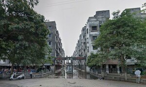  Apartment For Sale in Sayan