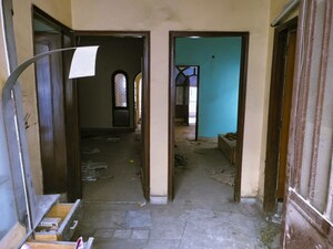 Room in  Builder Floor at Pitampura – for Sale