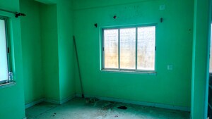 Room in  Apartment at Sarsuna – for Sale