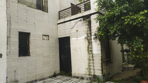  Independent House – Exterior View View at Preet Vihar Colony - for Sale