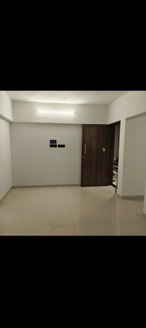 Room in 2 BHK Apartment at Atharv Abrol, Vile Parle East – for Sale