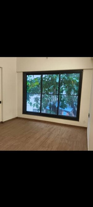 Room in 2 BHK Apartment at Atharv Abrol, Vile Parle East – for Sale