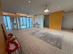Bedroom in 3 BHK Apartment at Lokhandwala Minerva Mahalaxmi, Mahalaxmi – for Rent