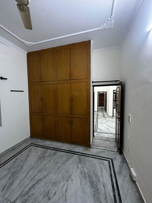 Room in 3 BHK Independent House at Ram Vihar – for Rent