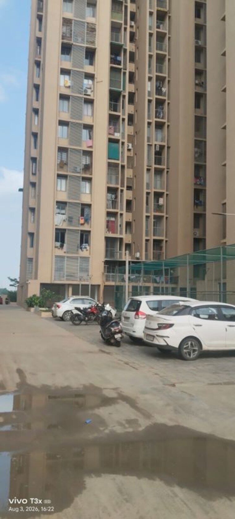  Parking, hanspura  82.87 Sq.Yd. Apartment In Hanspura Ahmedabad 10634434