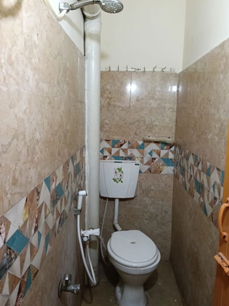 Bathroom, amruthnagar 2 Bedroom 700 Sq.Ft. Builder Floor In Amruthnagar Bangalore 10457248