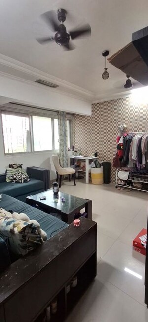 Team Area in 1 BHK Apartment at Yamuna Villa, Andheri West – for Rent