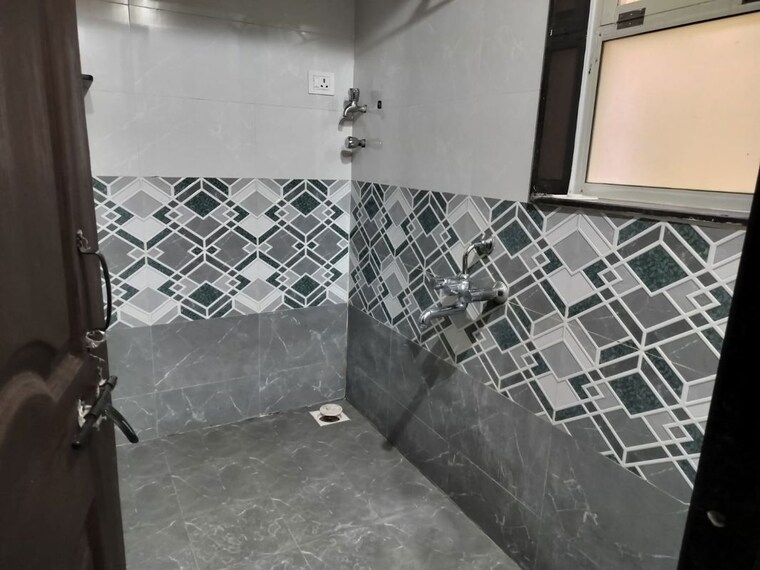 Bathroom, yash-sankul 2.5 Bedroom 1200 Sq.Ft. Apartment In Pimple Saudagar Pune 10644248