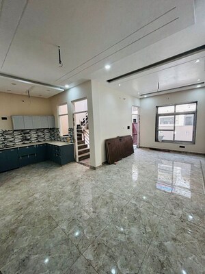 Parking in 3 BHK Independent House at Garg Palm Paradise, Indira Nagar – for Sale