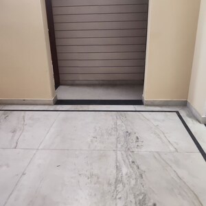 Room in 3 BHK Builder Floor at Sector 9 – for Rent
