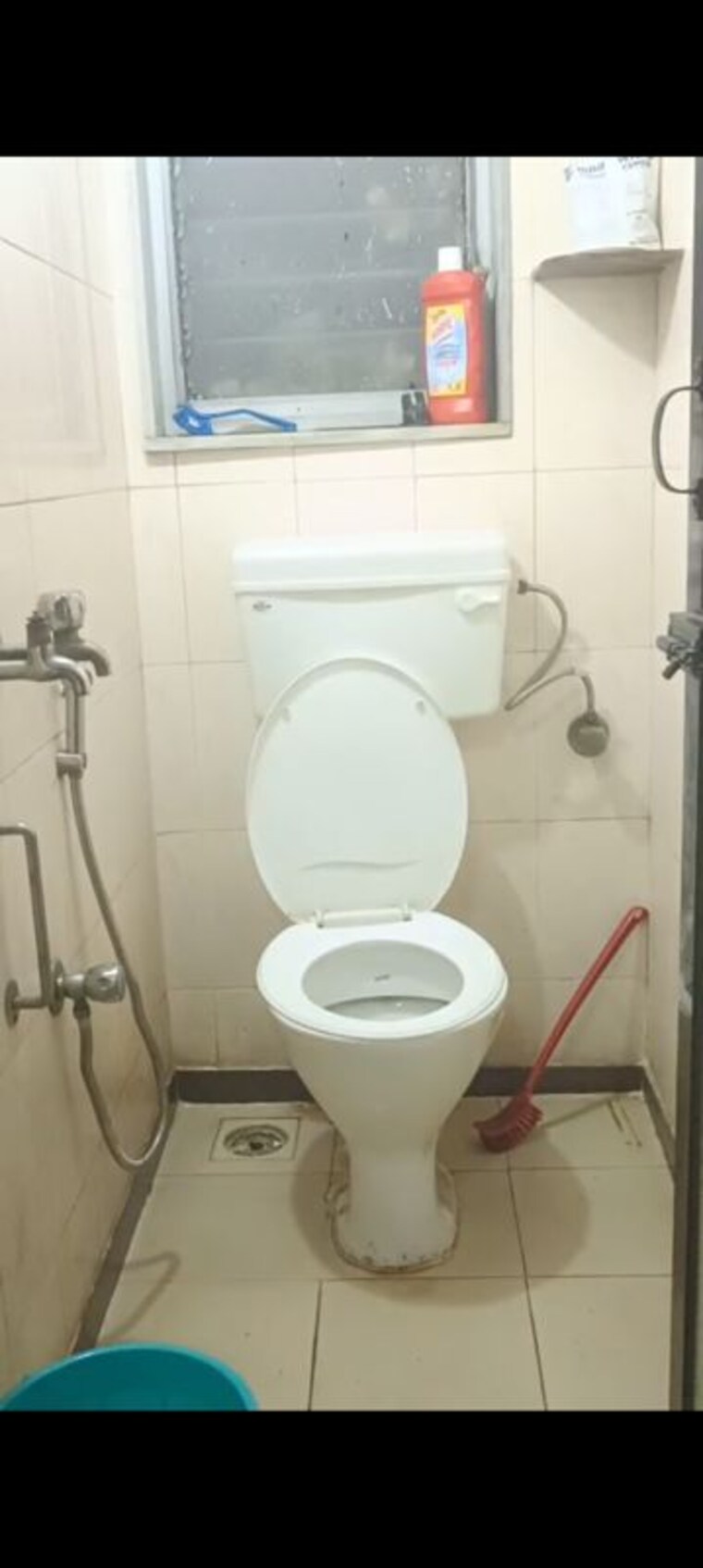 Bathroom, sion 2 Bedroom 600 Sq.Ft. Apartment In Sion Mumbai 10644294