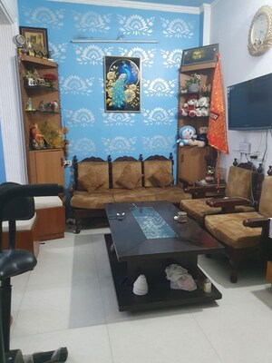 Living Room in 1 BHK Builder Floor at Palam Vihar – for Rent