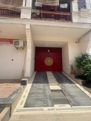 Building Lobby in 3 BHK Builder Floor at ATS Kocoon, Sector 109 – for Rent