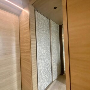 Furnished Amenities in 3.5 BHK Apartment at Oberoi Realty Esquire, Goregaon East – for Rent