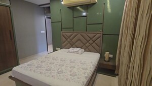 Bedroom in 3.5 BHK Apartment at Oberoi Realty Esquire, Goregaon East – for Rent