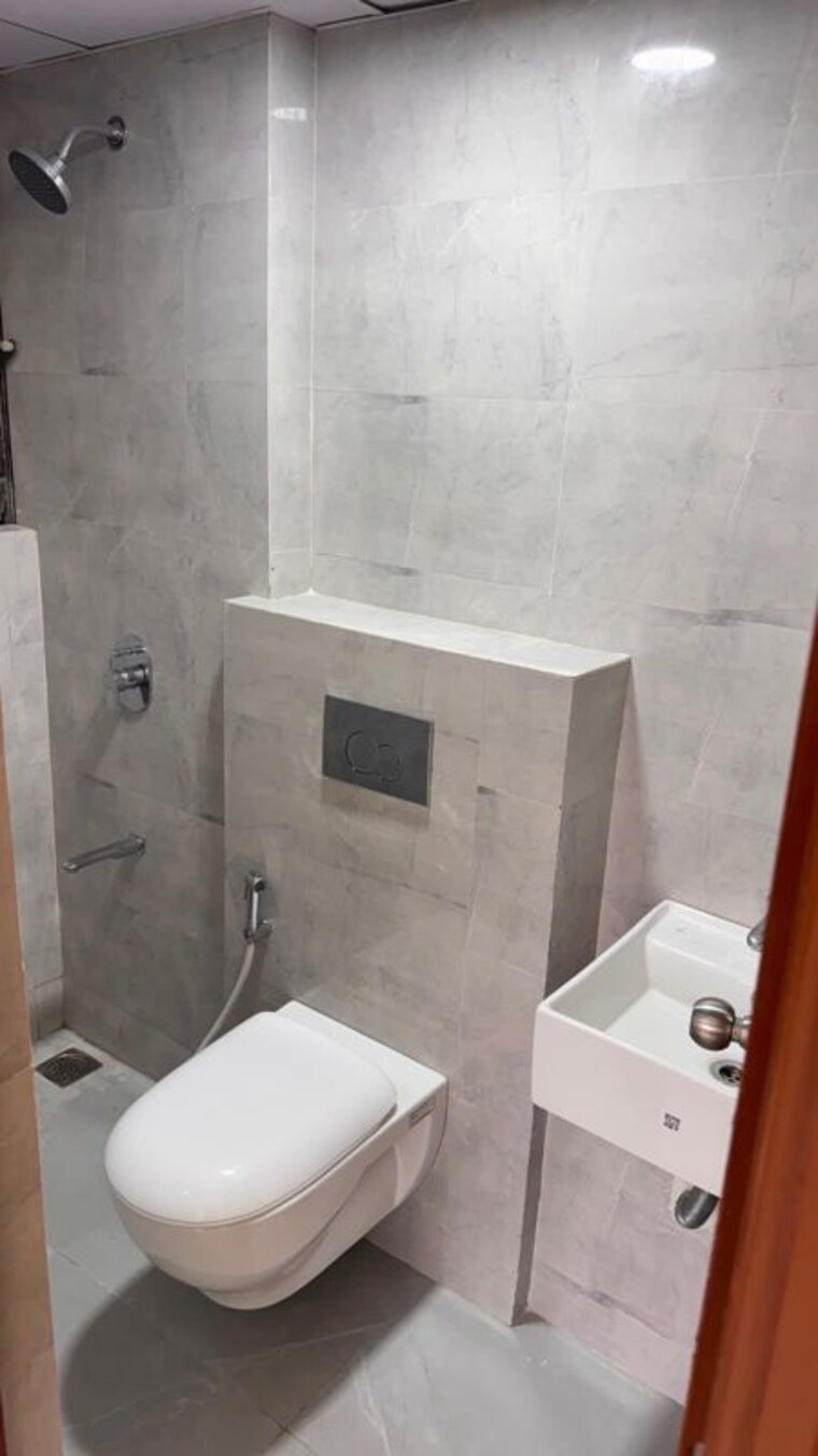 Bathroom, siddha-sky 3 Bedroom 1000 Sq.Ft. Apartment In Sion Mumbai 10644346