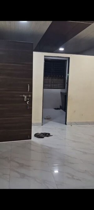 Room in 1 BHK Villa at Chembur – for Rent