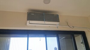 Furnished Amenities in 2 BHK Apartment at Dosti Eastern Bay, Wadala – for Rent