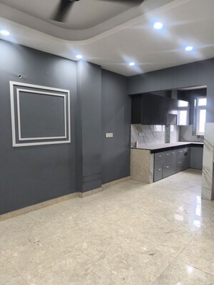 Room in 2 BHK Builder Floor at Sector 7 Dwarka – for Rent