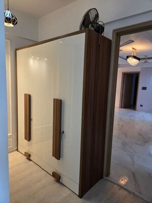 Bedroom in 3.5 BHK Apartment at M3M Skywalk, Sector 74 – for Sale