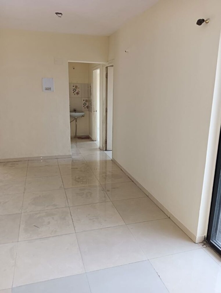 Room, madhuban-society 2 Bedroom 1000 Sq.Ft. Apartment In Vishrantwadi Pune 10644395
