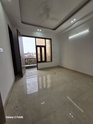 Room in 2 BHK Builder Floor at Chattarpur – for Rent