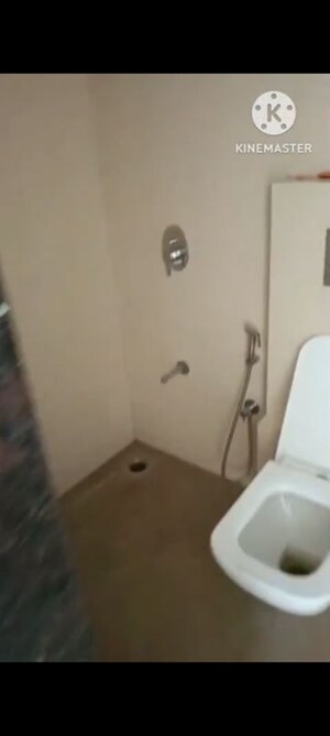 Bathroom in 2 BHK Apartment at Sion East – for Rent