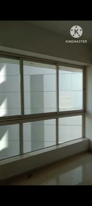 Room in 2 BHK Apartment at Sion East – for Rent