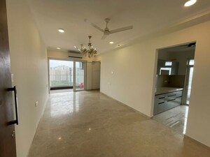 Room in 3 BHK Apartment at Marathon Monte South, Byculla West – for Rent