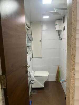 Bathroom in 1 BHK Apartment at Siddharth Enclave Mumbai, Lower Parel – for Rent