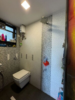 Bathroom in 1 BHK Apartment at Siddharth Enclave Mumbai, Lower Parel – for Rent