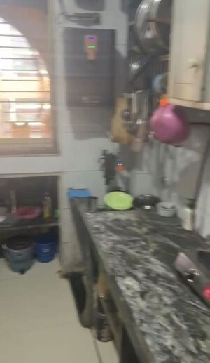 Parking in 1 BHK Apartment at Green Field B CHS LTD, Andheri East – for Rent