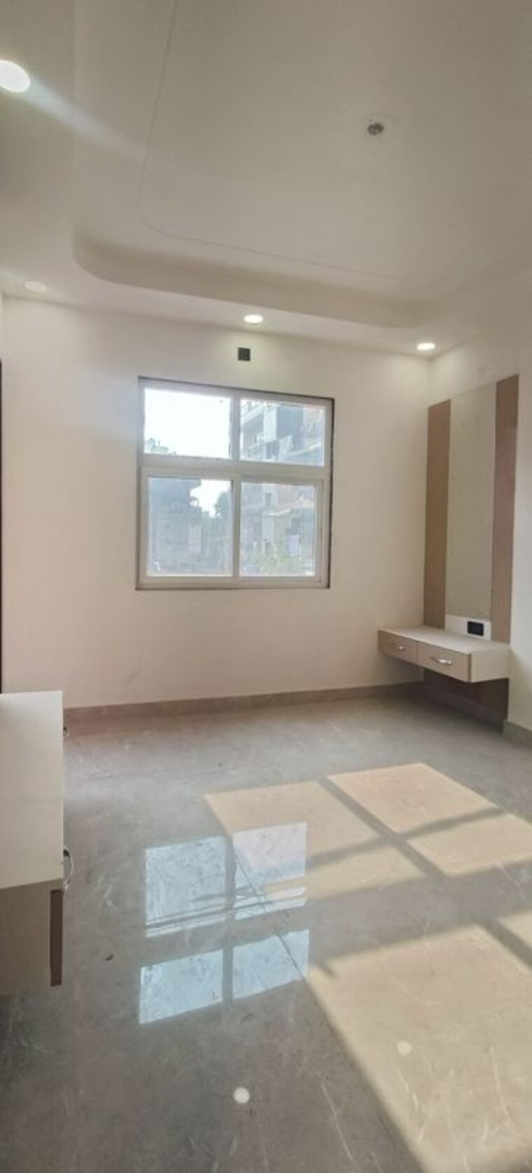 Room, rohini sector 24 3 Bedroom 1000 Sq.Ft. Builder Floor In Rohini Sector 24 Delhi 10644453