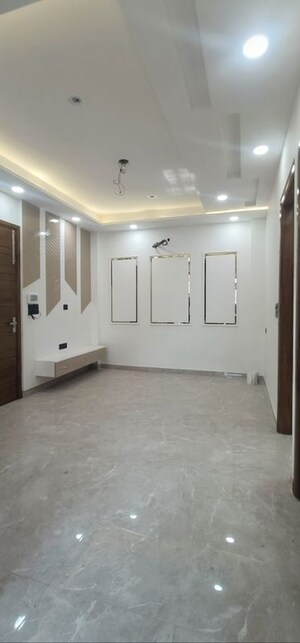 Building Lobby in 3 BHK Builder Floor at Rohini Sector 24 – for Sale