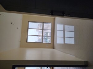 Room in 1 BHK Apartment at Kosmos Express Tower CHS, Borivali West – for Rent